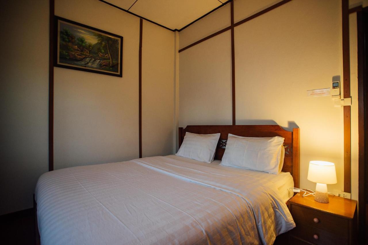 Standard Double Room,1293024559:JPEG